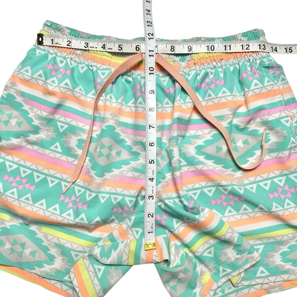 Chubbies | Men | The En Fuegos Pastel Aztec 5.5 Inch Lined Swim Trunks | Medium